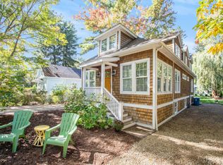 16040 Lakeshore Rd, Union Pier, MI 49129