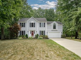 3148 Elisha Ln, Twinsburg, OH 44087