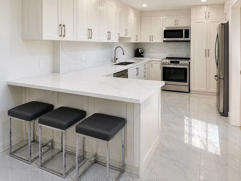 4005 Don Mills Rd #316 — Photo 8