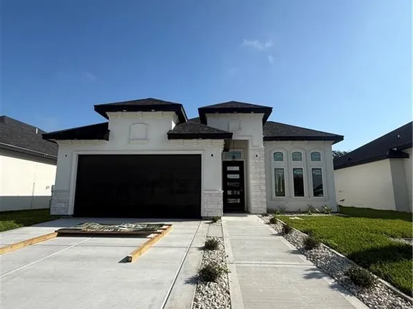 2113 Olympus St, Mission, TX 78574