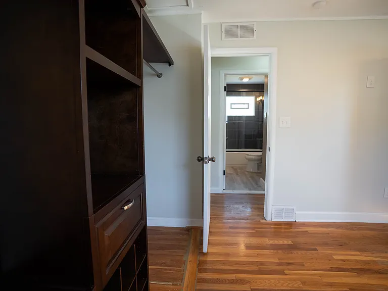 22932 Allor St — Photo 18