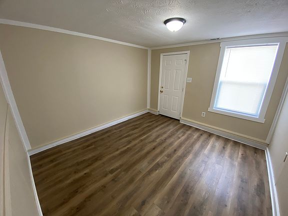 2nd image of 1541 Norton Ave