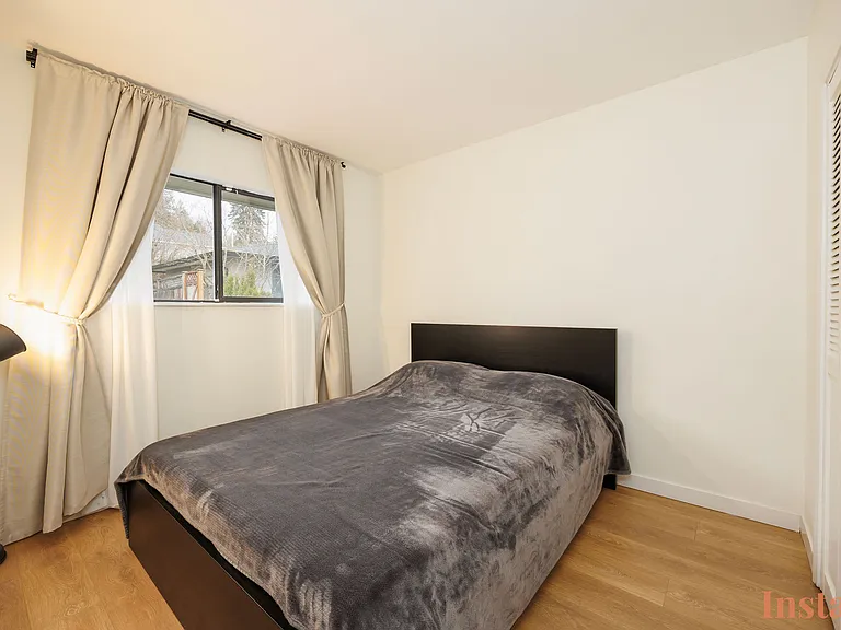 1115 Palmerston Ave — Photo 10