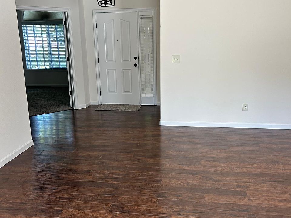 1st image of 3189 Misty Glen Dr