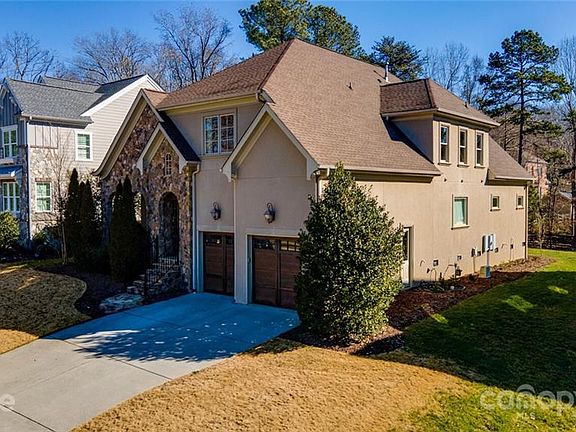 3rd image of 9823 Genevieve Ct