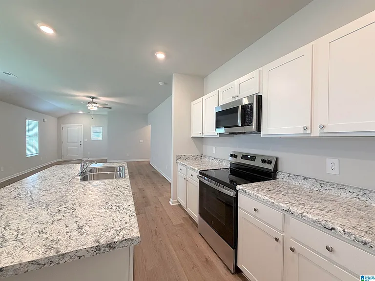 132 Challenger Way — Photo 10