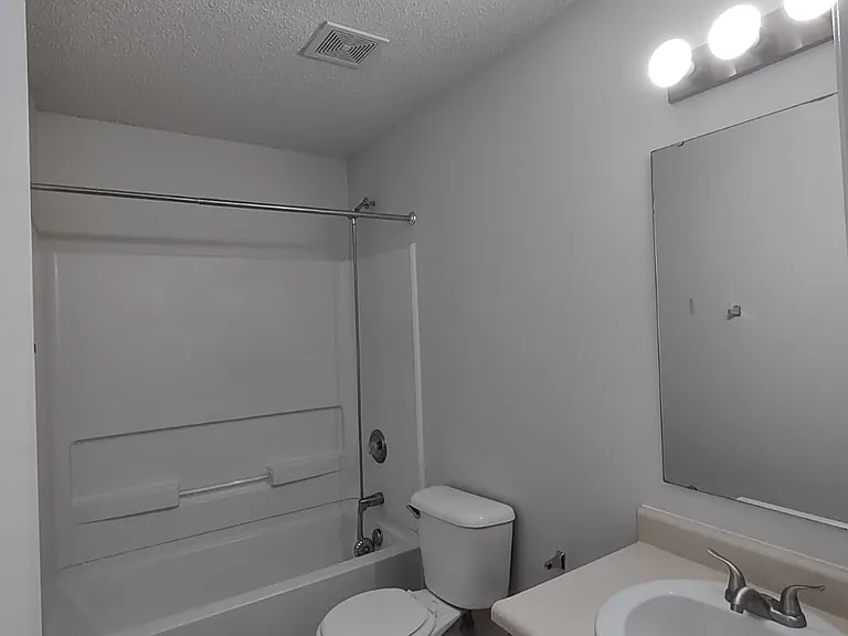 Belfry Dr — Photo 16