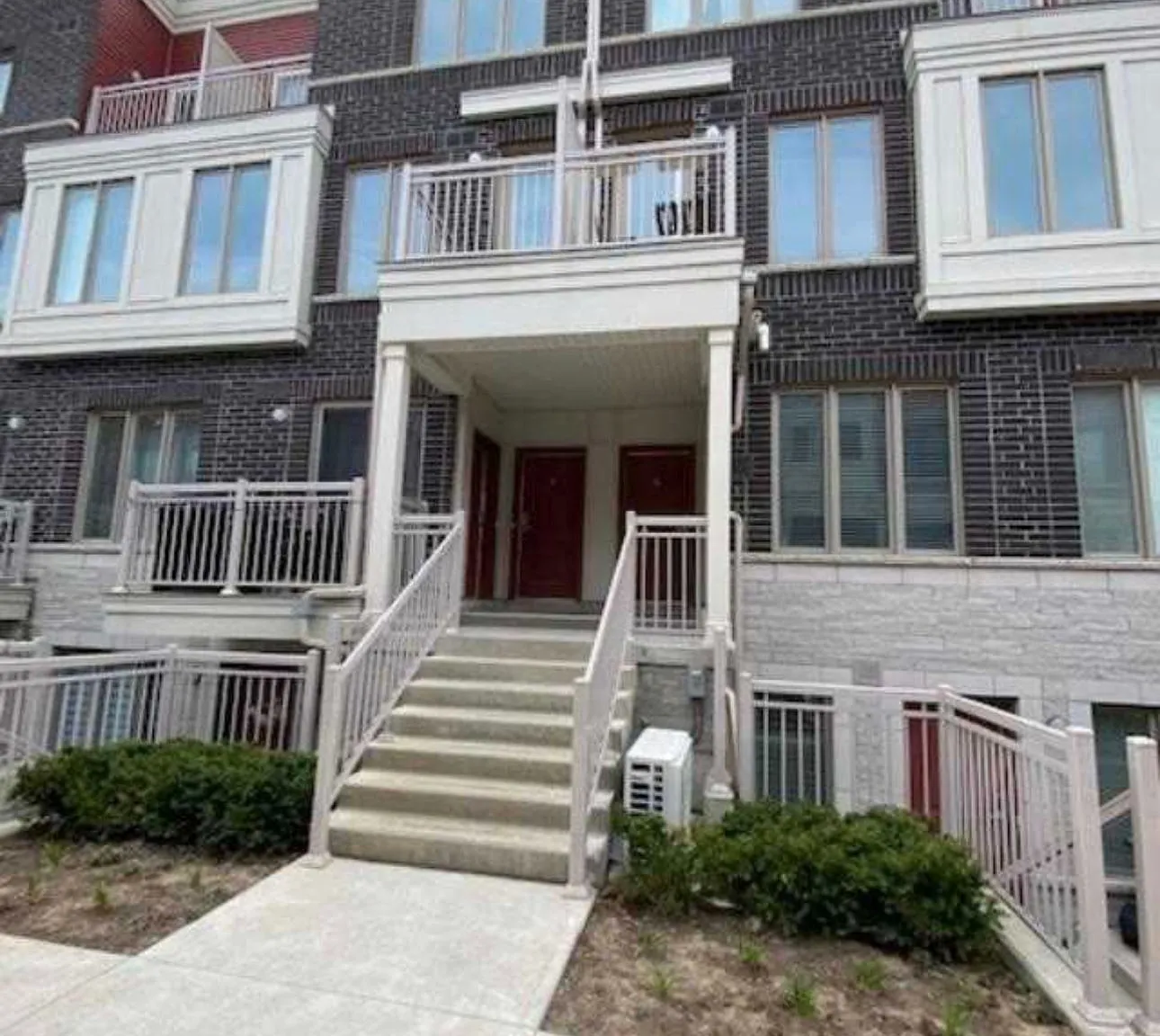 2 bed, $3,000 — Photo 1