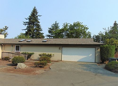 2nd image of 19901 Military Rd S