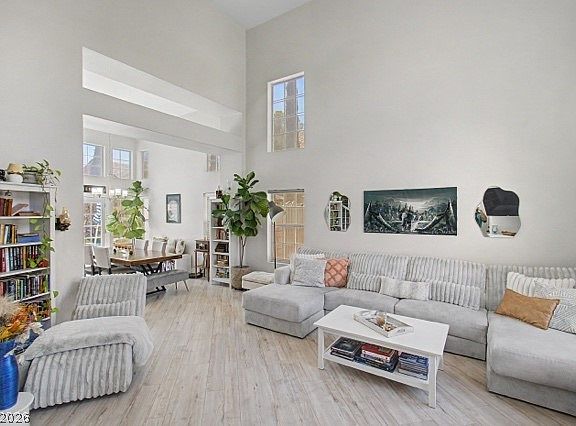 4th image of 8421 Mount Nido Dr