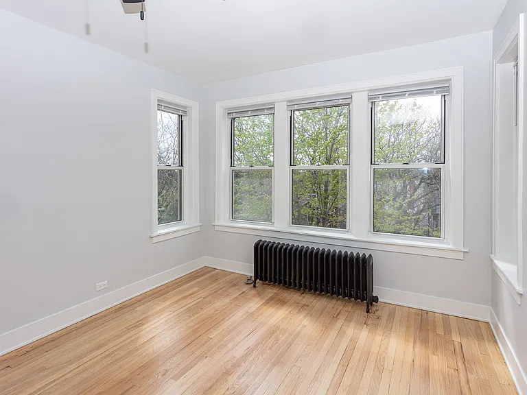 4119 W Belle Plaine Ave #8 — Photo 13
