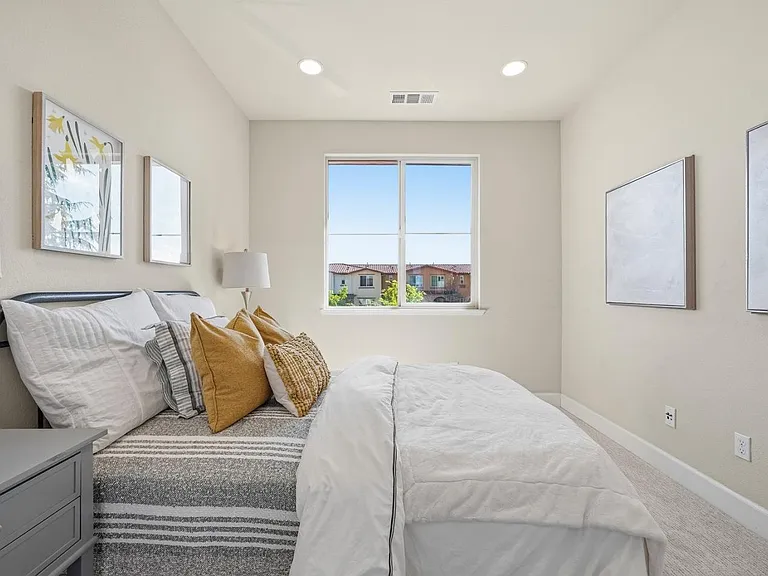 375 Santa Diana Ter — Photo 31