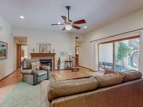 3rd image of 3605 Amber Dr NW