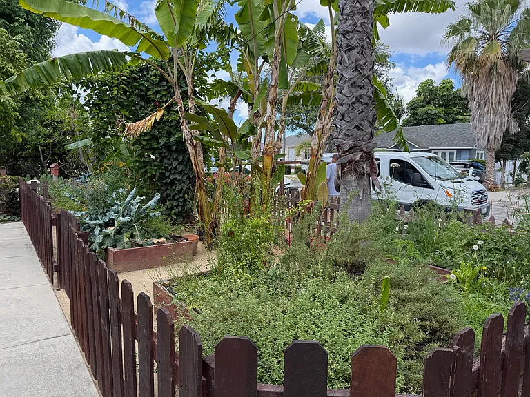 130 N Lincoln Ave — Photo 28