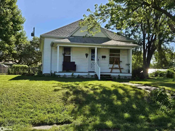 2211 McKinley Ave, Keokuk, IA 52632
