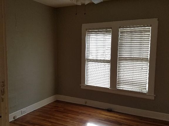 Front office/bedroom