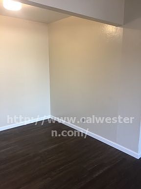 5th image of 393 N 5th St APT 12