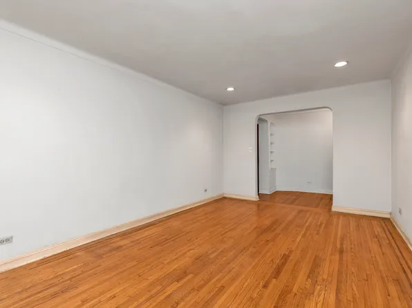 76-12 35th Avenue image 7 of 21