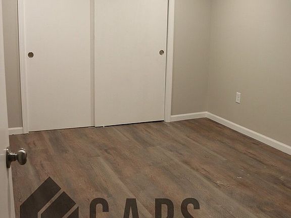 5th image of 3847 Missouri St