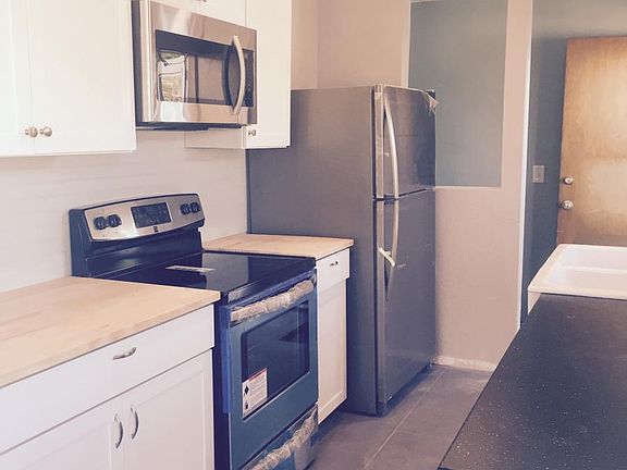 Kitchen Looking From Dining Room