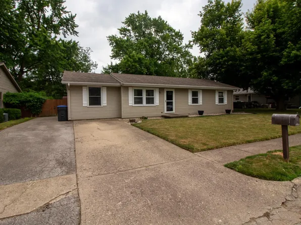 503 E 11th St, Brookston, IN 47923