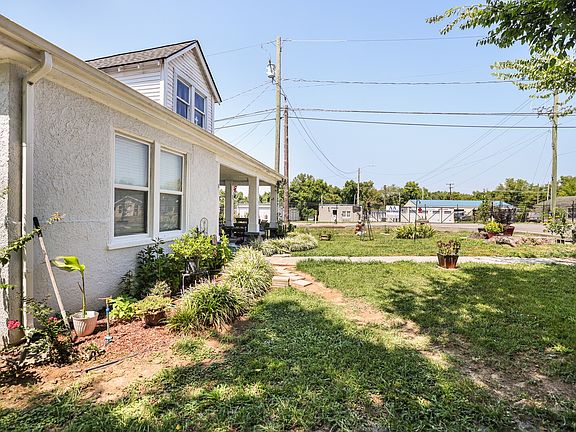 4th image of 530-A Spencer Ave