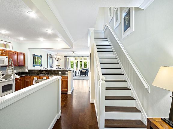 2nd image of 1604 Florentino Ln