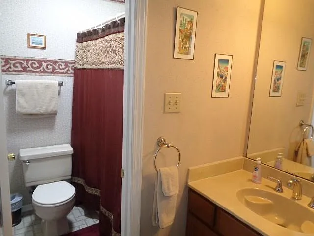 2425 Oxford Pl #113 — Photo 11