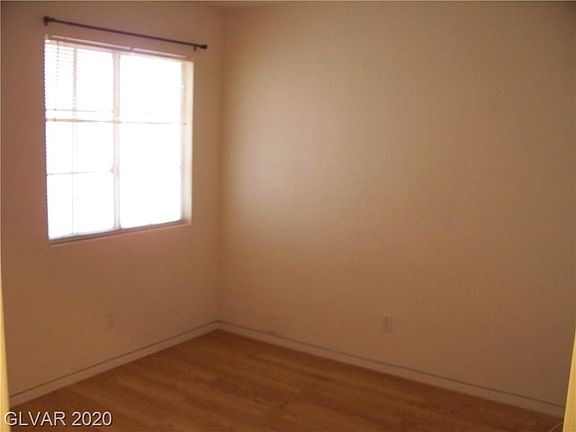 4th image of 2723 Coral Cliffs Ct