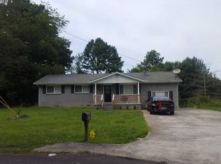 122 Cherokee Cir, Tunnel Hill, GA 30755