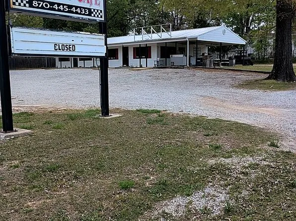 703 Woodland Ave, Bull Shoals, AR 72619