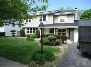 17612 Hawthorne Dr, Country Club Hills, IL