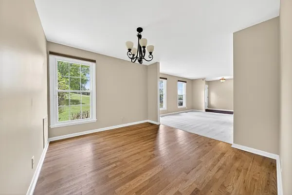 121 Caldwell Dr — Photo 14