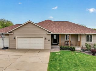 4409 Echo Valley Dr, Eau Claire, WI 54701