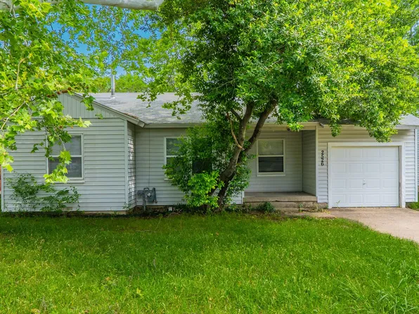 2526 Rolinda Dr, Dallas, TX 75211