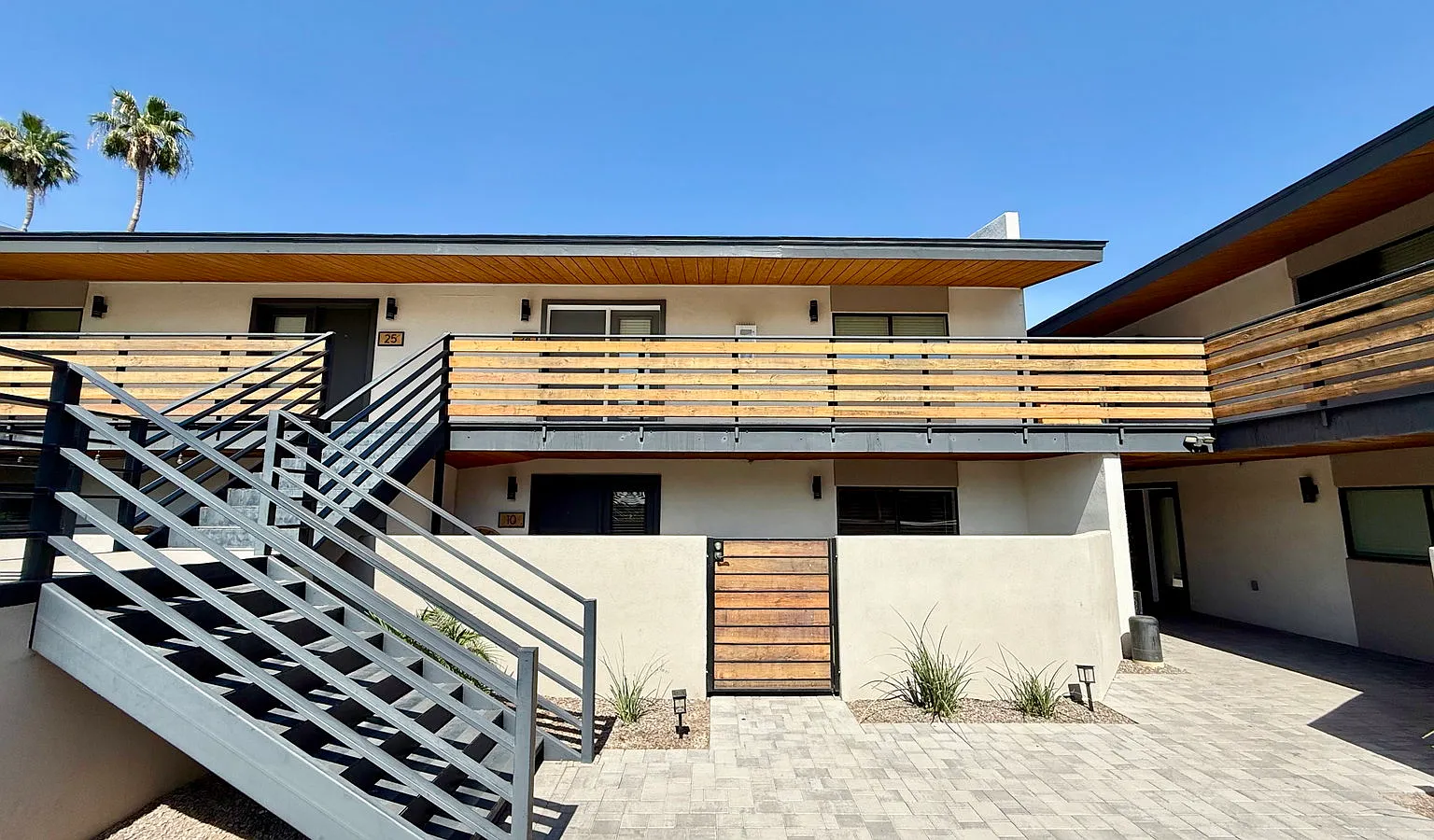Quays at Encanto — Photo 1