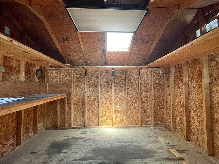 410 Crystal East Ave — Photo 19