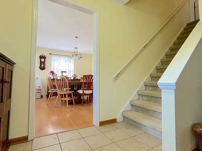 296 N Birchwood Dr #1 — Photo 19