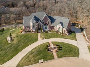 5 Kehrs Mill Glen Ct, Chesterfield, MO 63005