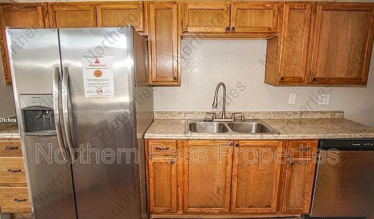 7600 Franklin Dr — Photo 11