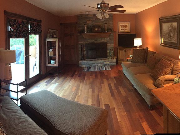 2nd image of 929 Pecos Cir
