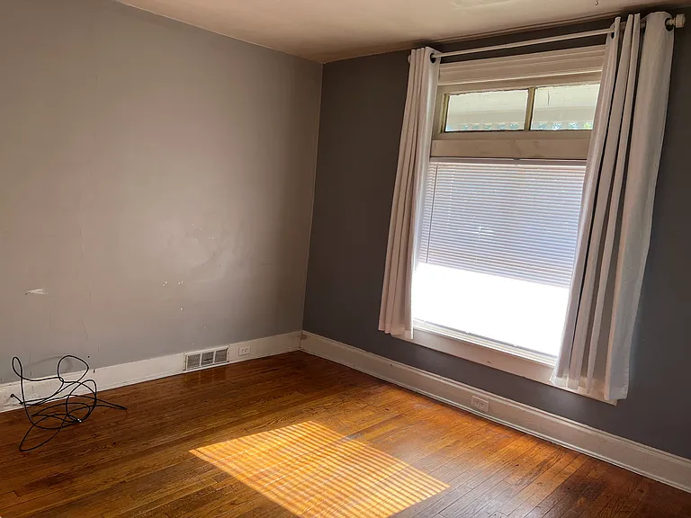119 N Hamilton St #2 — Photo 5