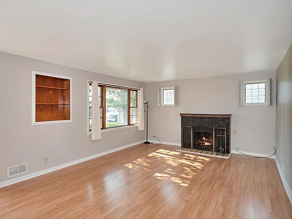 4th image of 14624 S Albany Ave