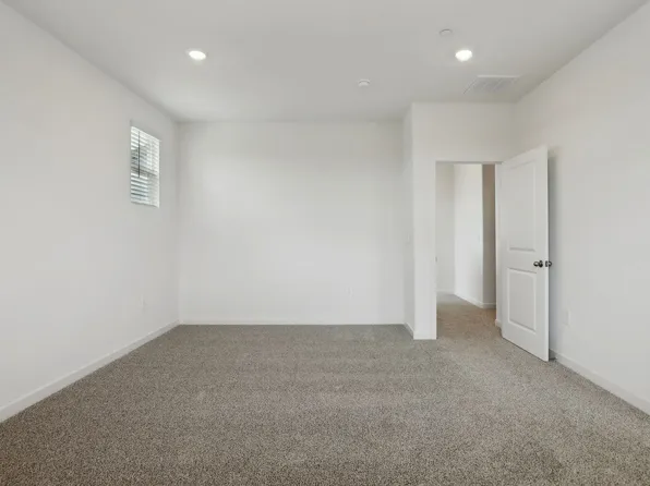 1445 Fathers St, Galt, CA 95632