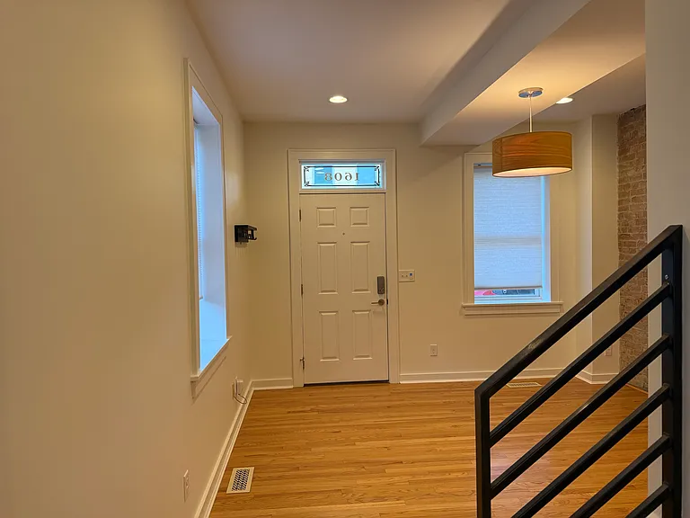 1608 Cooper St — Photo 6