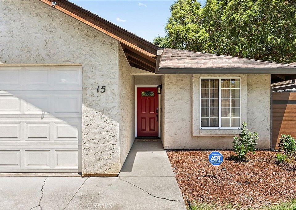 1st image of 15 Hunter Ct