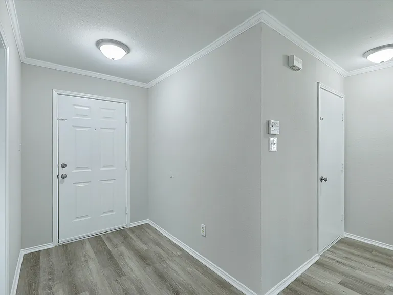 2508 Pecan Dr — Photo 3