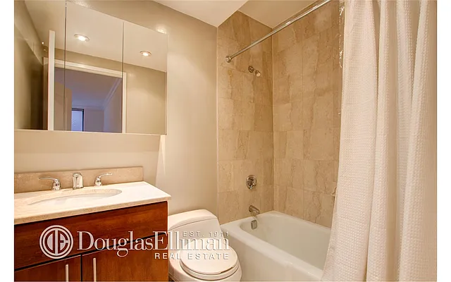 Rented by Douglas Elliman | media 29