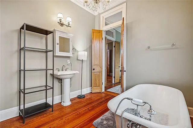 8539 Freret St — Photo 11