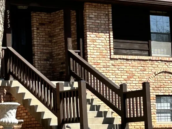 9733 Fall Ridge Trl, Saint Louis, MO 63127